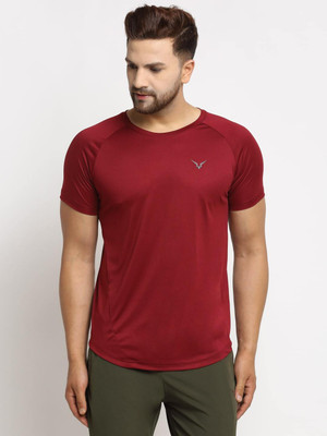 Invincible Solid Men Round Neck Maroon T-Shirt