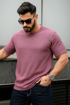 SOLSTICE Self Design Men Round Neck Pink T-Shirt