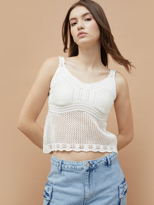 Ginger by Lifestyle Printed Women V Neck White T-Shirt