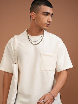HIGHLANDER Solid Men Round Neck White T-Shirt