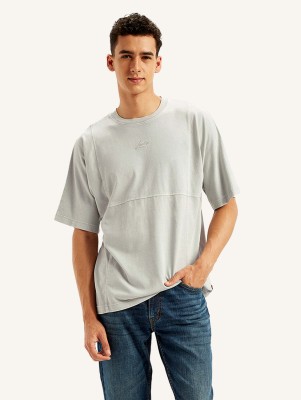 LEVI'S Solid Men Crew Neck Grey T-Shirt