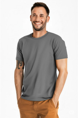 Vasthr Solid Men Round Neck Grey T-Shirt