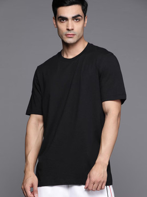 OrrganicChics Solid Men Round Neck Black T-Shirt