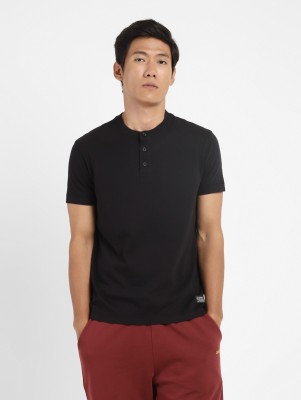 LEVI'S Solid Men Henley Neck Black T-Shirt