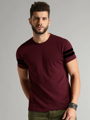 Trends Tower Self Design Men Round Neck Maroon T-Shirt