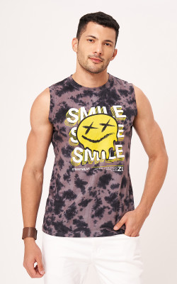 ZU CLOTHING Typography, Graphic Print Men Round Neck Black T-Shirt
