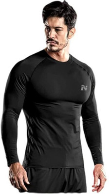 NINQ Solid Men Round Neck Black T-Shirt