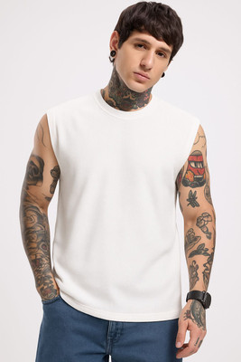 foxxboro Self Design Men Round Neck Black T-Shirt