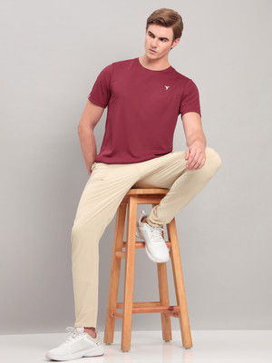 TECHNOSPORT Solid Men Round Neck Red T-Shirt