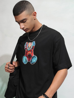 HIGHLANDER Self Design Men Round Neck Black T-Shirt