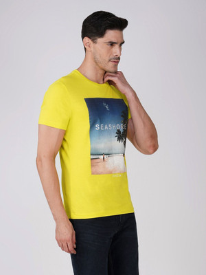 Zvezda Printed Men Round Neck Yellow T-Shirt