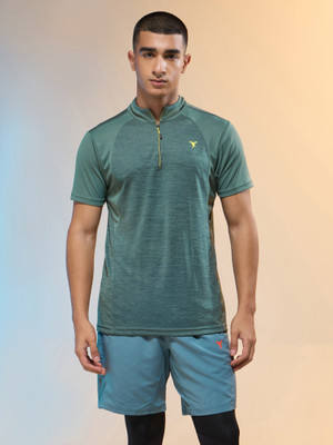 TECHNOSPORT Self Design Men Zip Neck Green T-Shirt