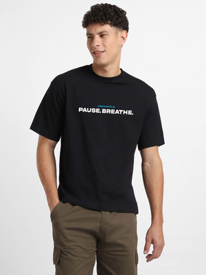 NOBERO Typography Men Crew Neck Black T-Shirt