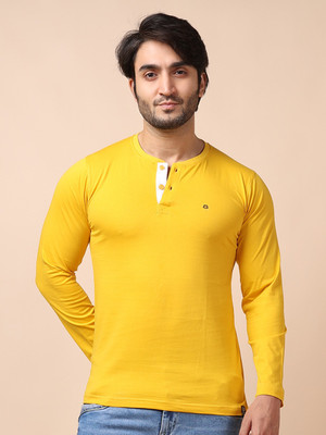 BERRYBLUES Solid Men V Neck Yellow T-Shirt