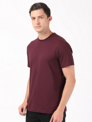 RULEDBYSUN Solid Men Round Neck Maroon T-Shirt