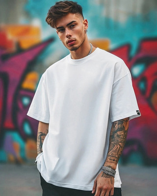BEWAKOOF Solid Men Round Neck White T-Shirt