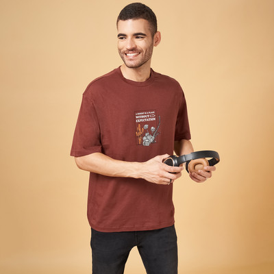 PEOPLE Printed Men Round Neck Brown T-Shirt