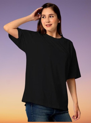 eco runner Solid Women Round Neck Black T-Shirt