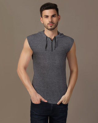 GEUM Solid Men Hooded Neck Grey T-Shirt
