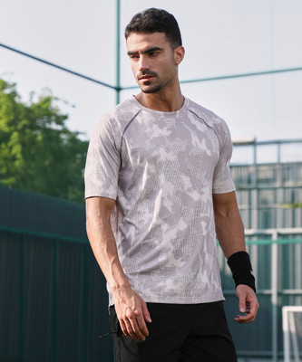 CAMPUS SUTRA Printed Men V Neck Multicolor T-Shirt