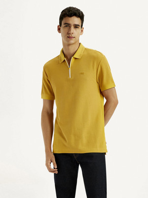 LEVI'S Solid Men Polo Neck Yellow T-Shirt