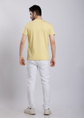 HIGHTRIBE Printed Men Round Neck Yellow T-Shirt