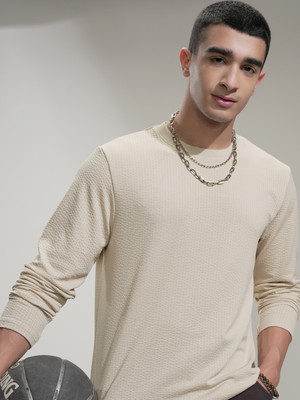 HIGHLANDER Solid Men Round Neck White T-Shirt