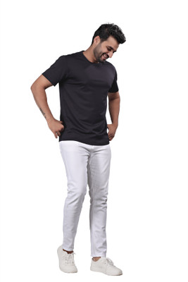 BOLD & BEAUTY Solid Men Round Neck Black T-Shirt