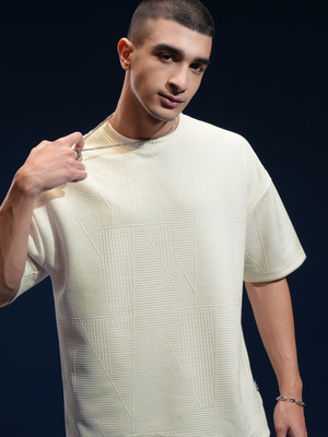 HIGHLANDER Self Design Men Round Neck White T-Shirt