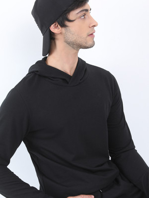 HIGHLANDER Self Design Men Hooded Neck Black T-Shirt