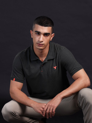 TECHNOSPORT Solid Men Polo Neck Green T-Shirt