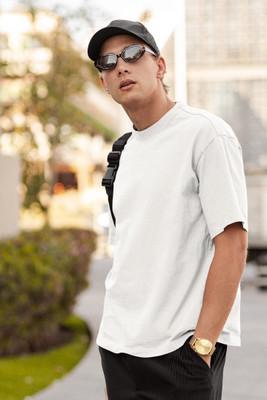 We Desi Stuff Solid Men Round Neck White T-Shirt