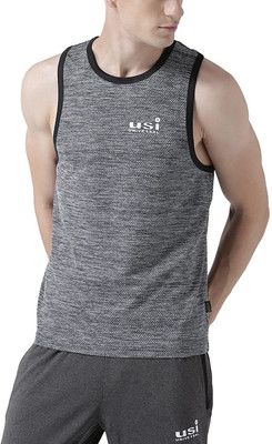 USI UNIVERSAL Self Design Men Round Neck Grey T-Shirt