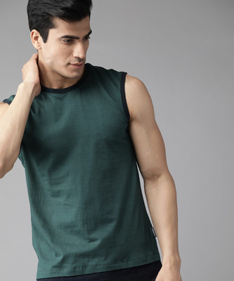 Roadster Solid Men Round Neck Green T-Shirt