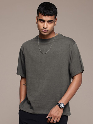 R.Code by The Roadster Life Co. Solid Men Round Neck Grey T-Shirt