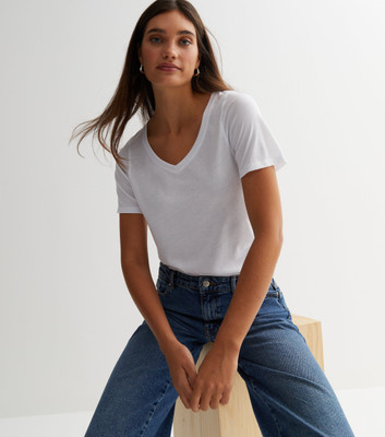 COLOR CAPITAL Solid Women V Neck White T-Shirt