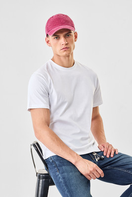 Snitch Solid Men Crew Neck White T-Shirt