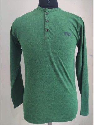 BST Self Design Men Henley Neck Green T-Shirt