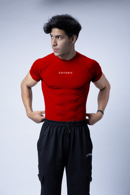 COITONIC Solid Men Round Neck Red T-Shirt