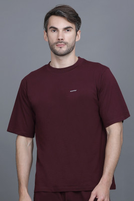 GODFREY Solid Men Round Neck Maroon T-Shirt