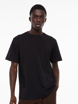 RULEDBYSUN Solid Men Round Neck Black T-Shirt