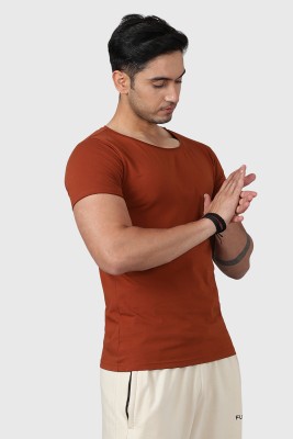 FuaarK Solid Men Scoop Neck Brown T-Shirt