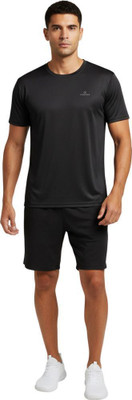 Krispar Solid Men Round Neck Black T-Shirt