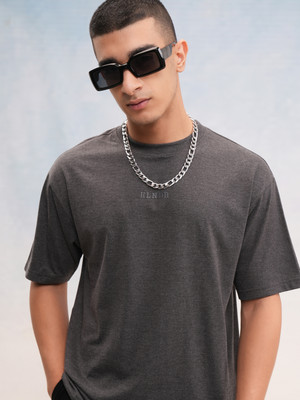 HIGHLANDER Solid Men Round Neck Grey T-Shirt