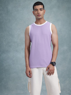 Roadster Solid Men Round Neck Purple T-Shirt