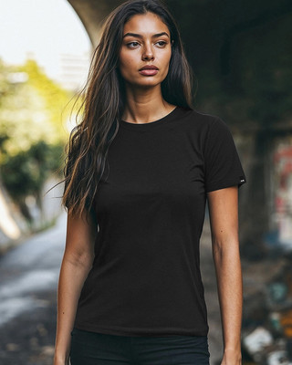 BEWAKOOF Solid Women Round Neck Black T-Shirt