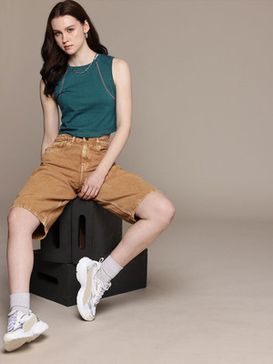 Roadster Solid Women Round Neck Green T-Shirt