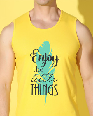 WOOSTRO Printed Men Round Neck Yellow T-Shirt