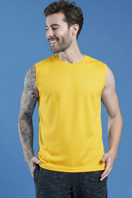 Moordale Solid Men Round Neck Yellow T-Shirt