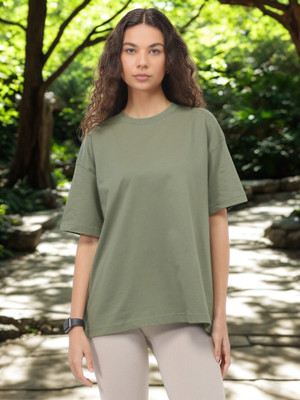 NOBERO Solid Women Round Neck Green T-Shirt